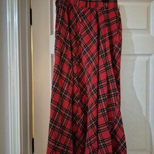 Long plad skirt for women